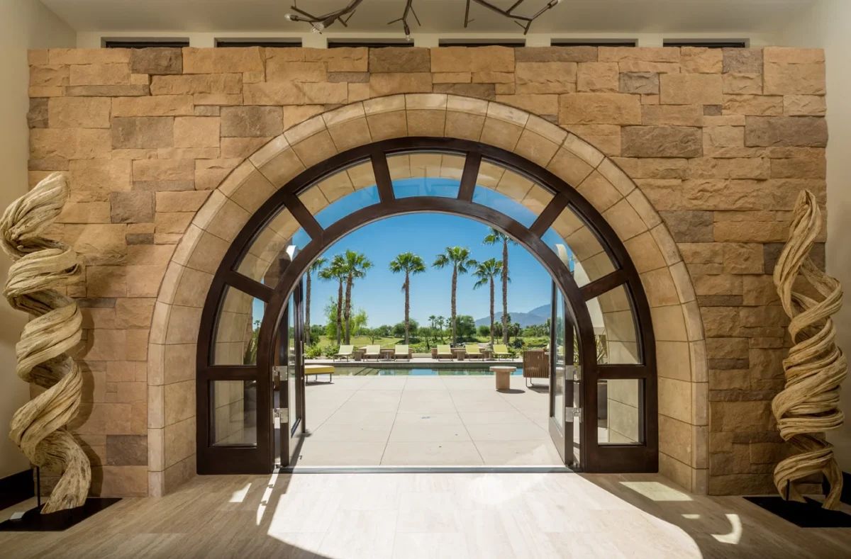 ES_Cut-Coarse-Stone_Custom-Color_ext_arches-2_Bercaw