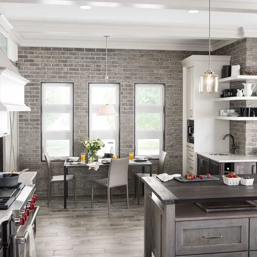 EB_TundraBrick_Ashland_int_kitchen-overall-no-talent_web-900x900-c-default