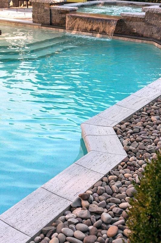 Techo-Bloc - Bali Travertina Raw Coping 10