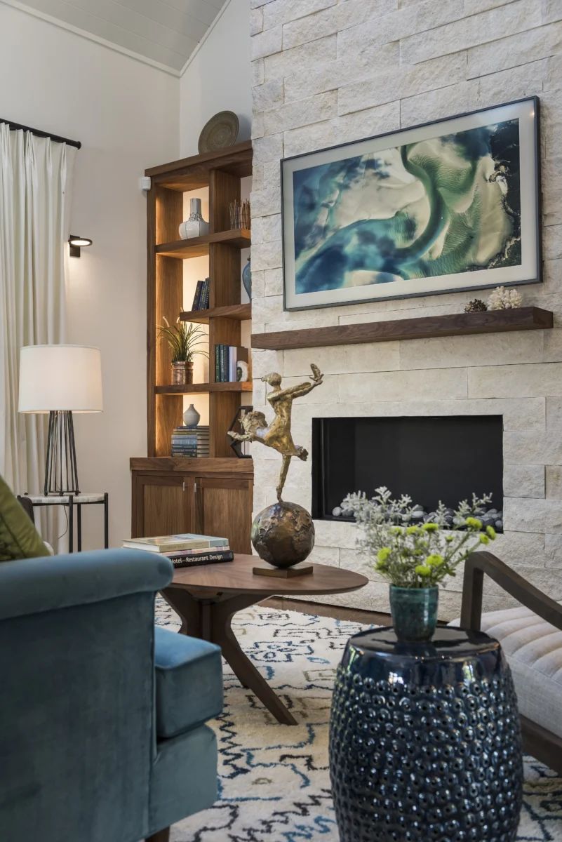 ES_Vantage30_White-Elm_This-Old-House-Idea-House_Int_Nat-Rea_06