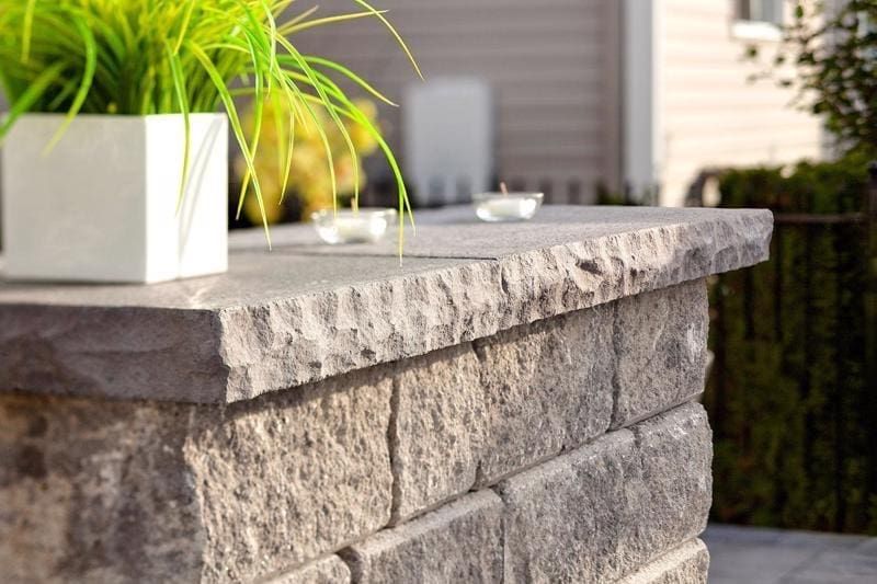 Techo-Bloc - York Caps 1