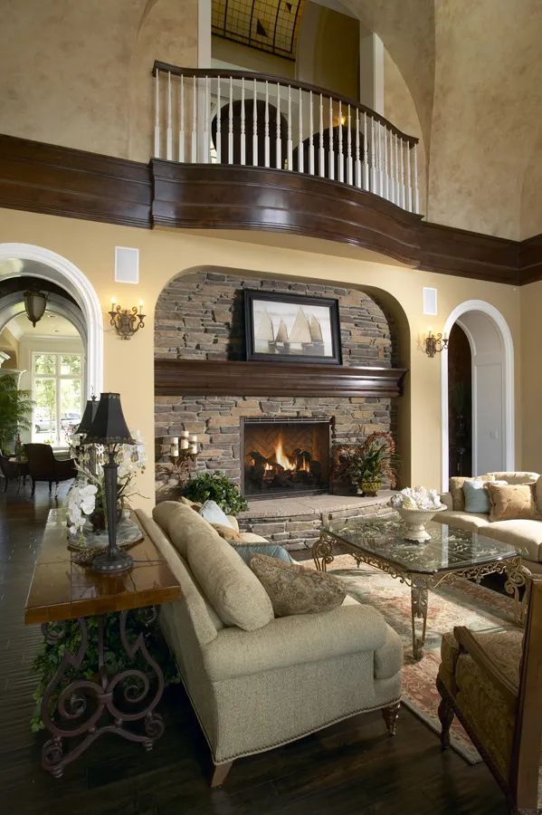 ES_Rustic-Ledge_Saratoga_int_living-room-fireplace_SOD-Seattle