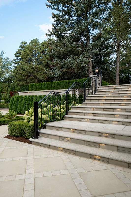 Techo-Bloc - Bullnose Grande Coping 4
