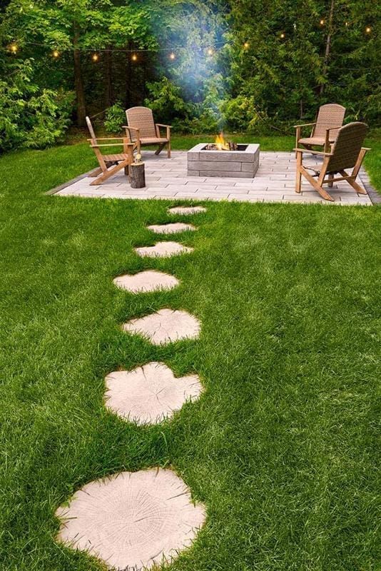Techo-Bloc - Borealis Stepping Stone 1