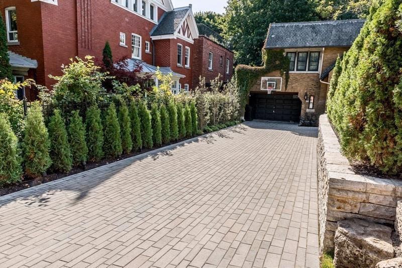 Techo-Bloc - Linea Pavers 9