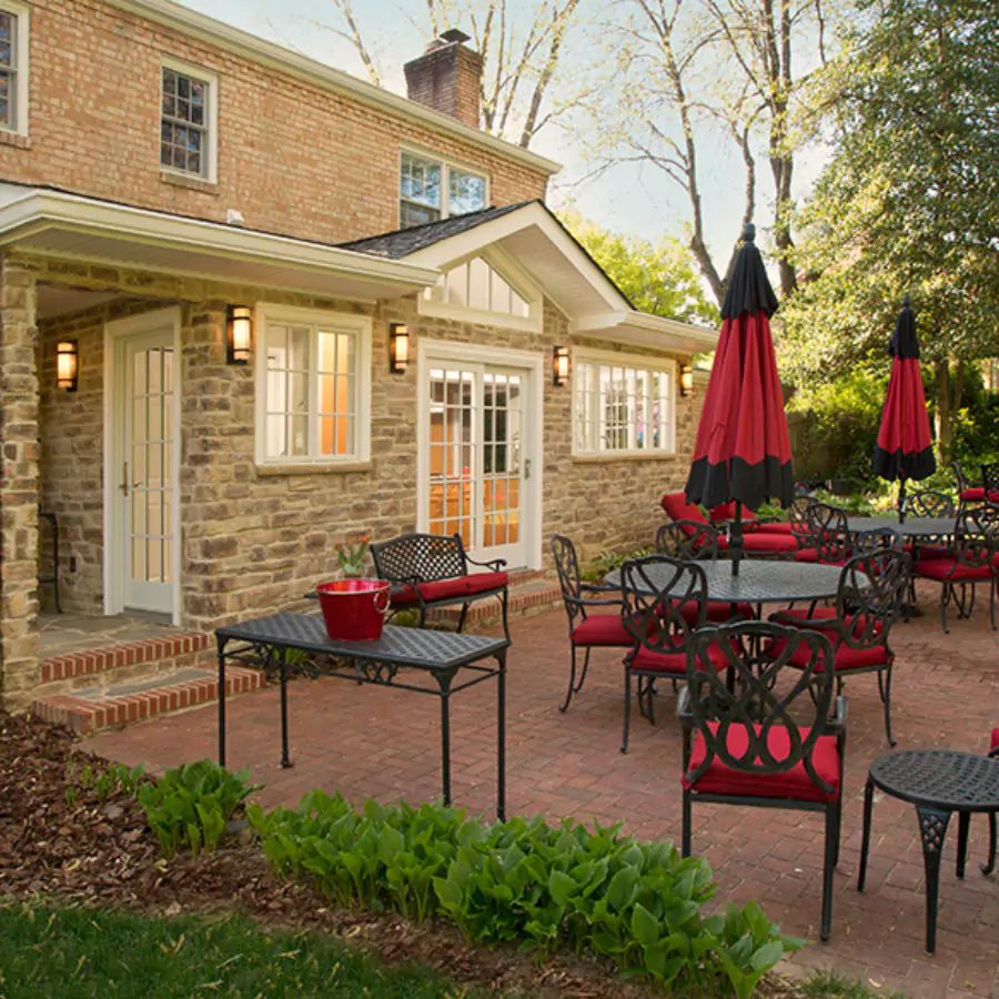 eldorado-stone-cliffstone-cambria-ext-dp-fairfax-back-patio-2-658797863dbcd