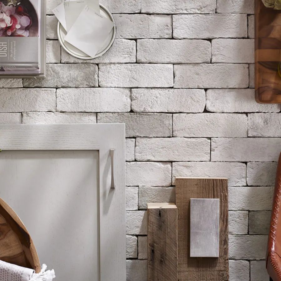 ES_TundraBrick_ChalkDust_Moodboard_StillLife-900x900-c-default
