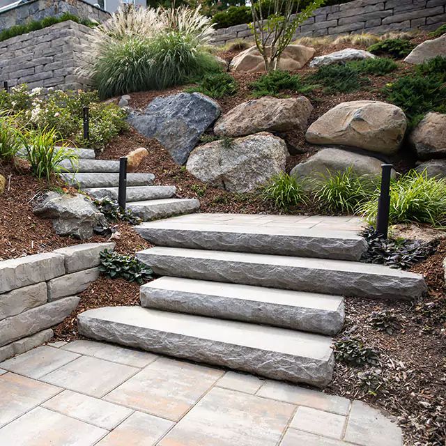 rockface-steps-bluestone-nicolock-9brothers-657afcf951513