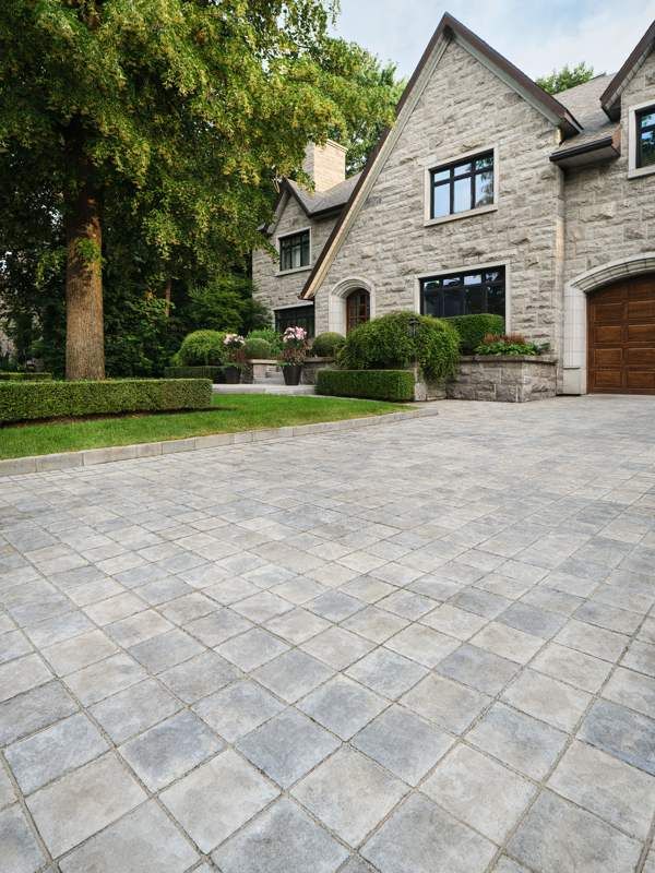 Valet paver, Champlain greySquadra paver, Shale grey