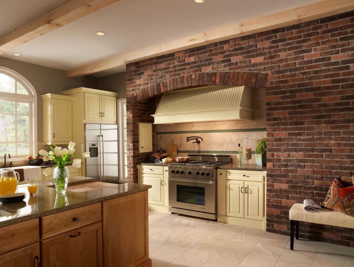ES_TundraBrick_Hartford_Int_Kitchen-1-scaled