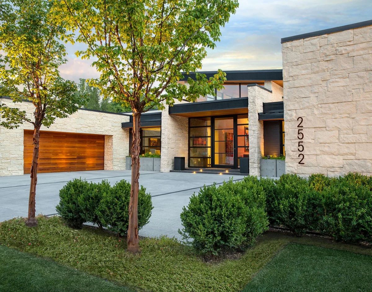 ES_Cut-Coarse-Stone_Oyster_Exterior_Facades_9_OMG