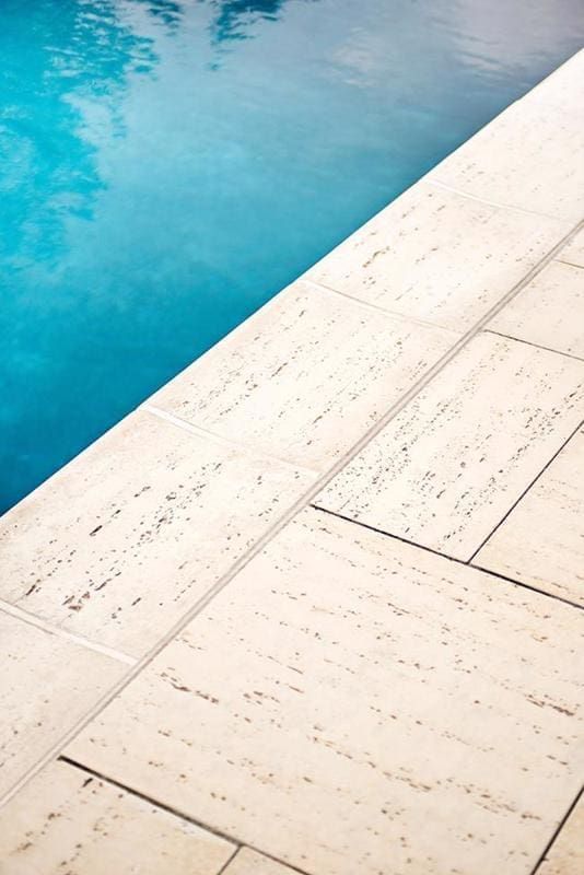 Techo-Bloc - Bali Travertina Raw Coping 15
