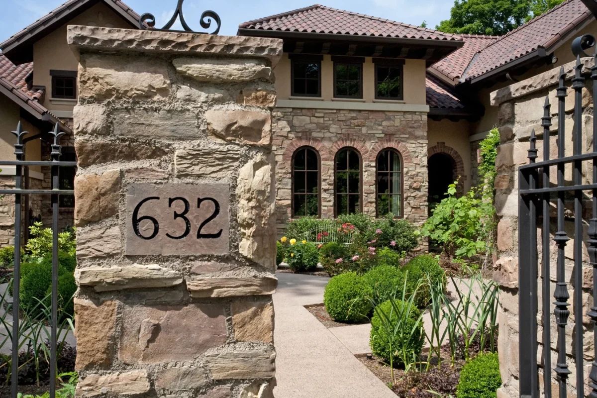 ES_Cypress-Ridge_Orchard_ext_front-detail