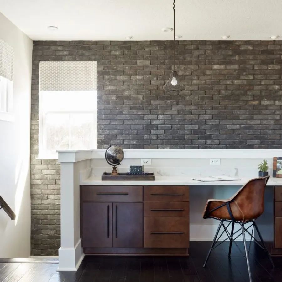 ES_TundraBrick_Ironside_reNEWable-Home_Office-4-900x900-c-default