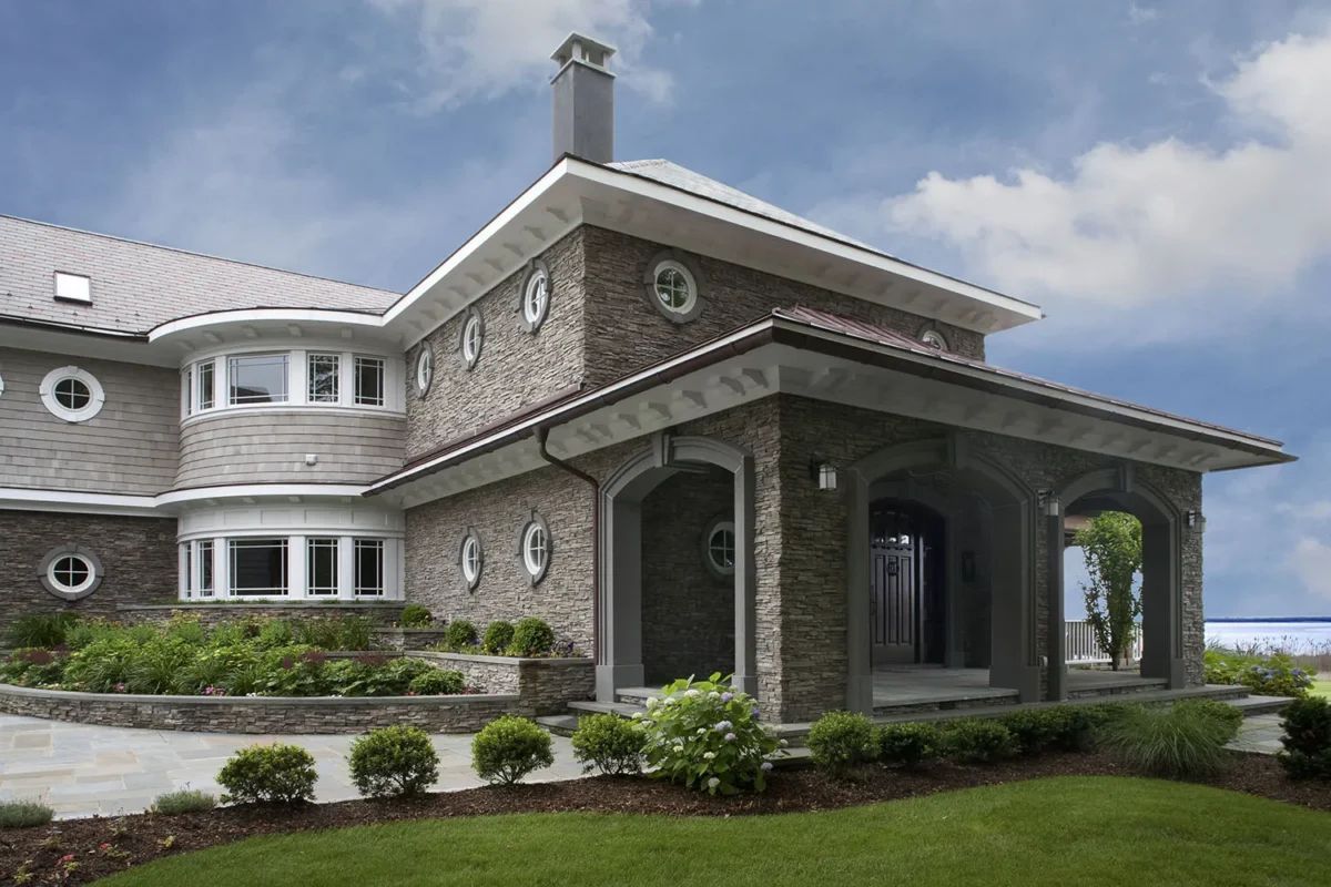 ES_Stacked-Stone_Nantucket_Ext_Carr-Residence_driveway