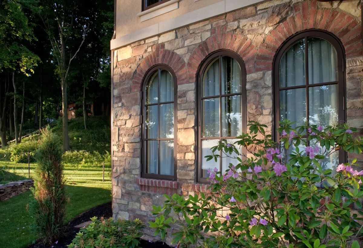 ES_Cypress-Ridge_Orchard_ext_window-detail2