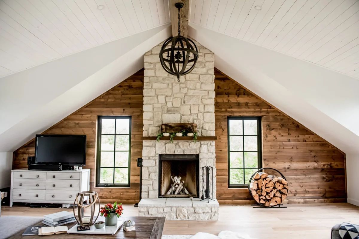 ES_RoughCut_Casa-Blanca_Int_Fireplace-scaled