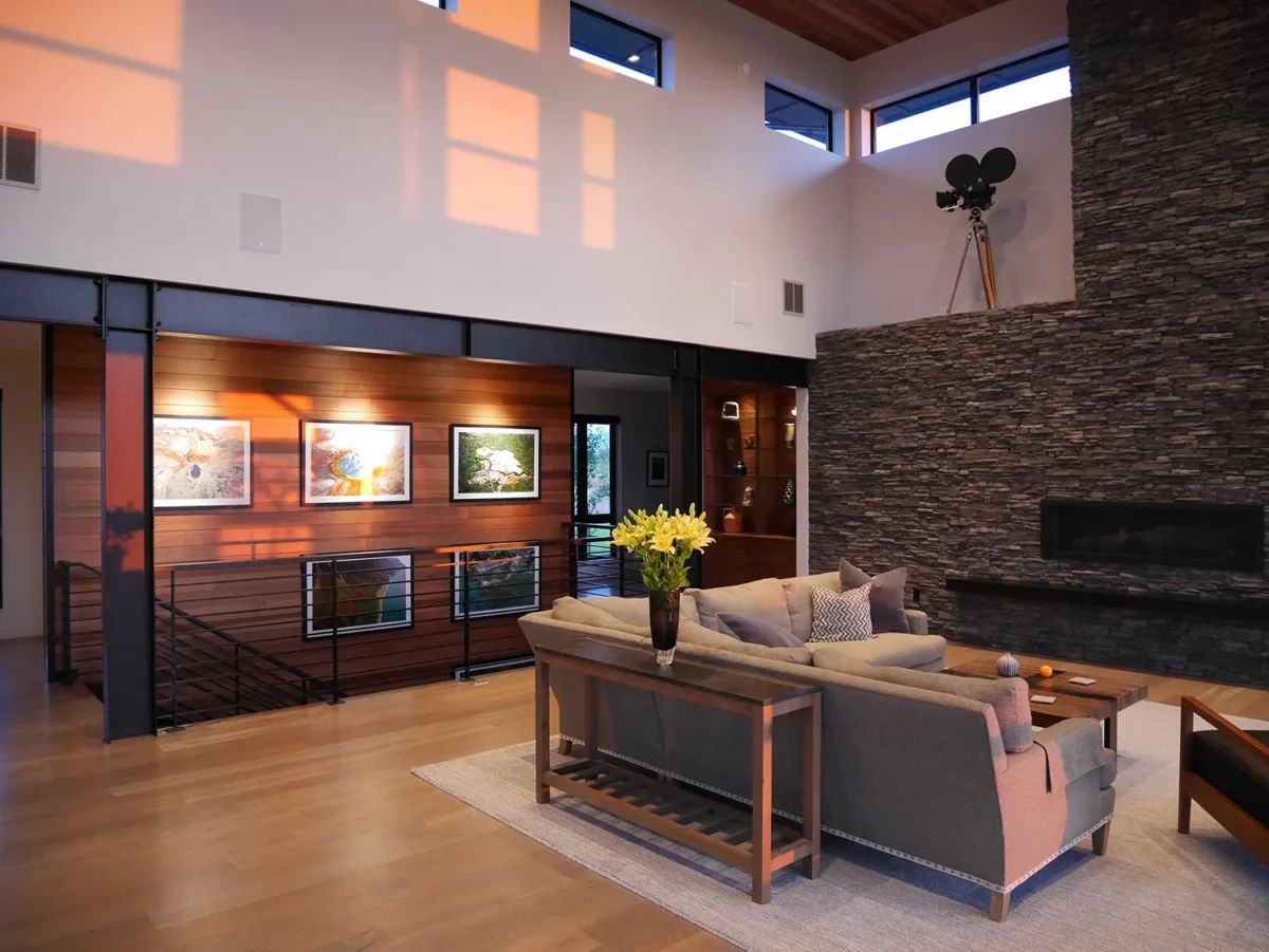 ES_Stacked-Stone_Chapel-Hill_Exterior_Residential_-Living-Room_2