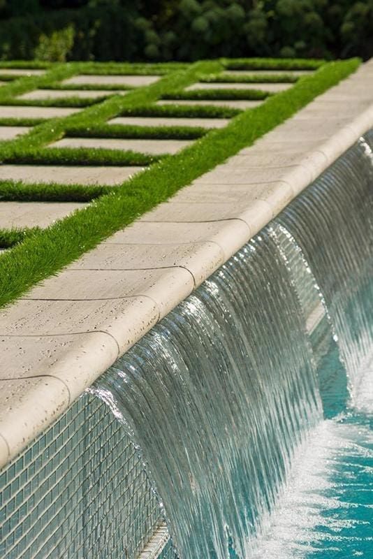 Techo-Bloc - Bali Travertina Raw Coping 6