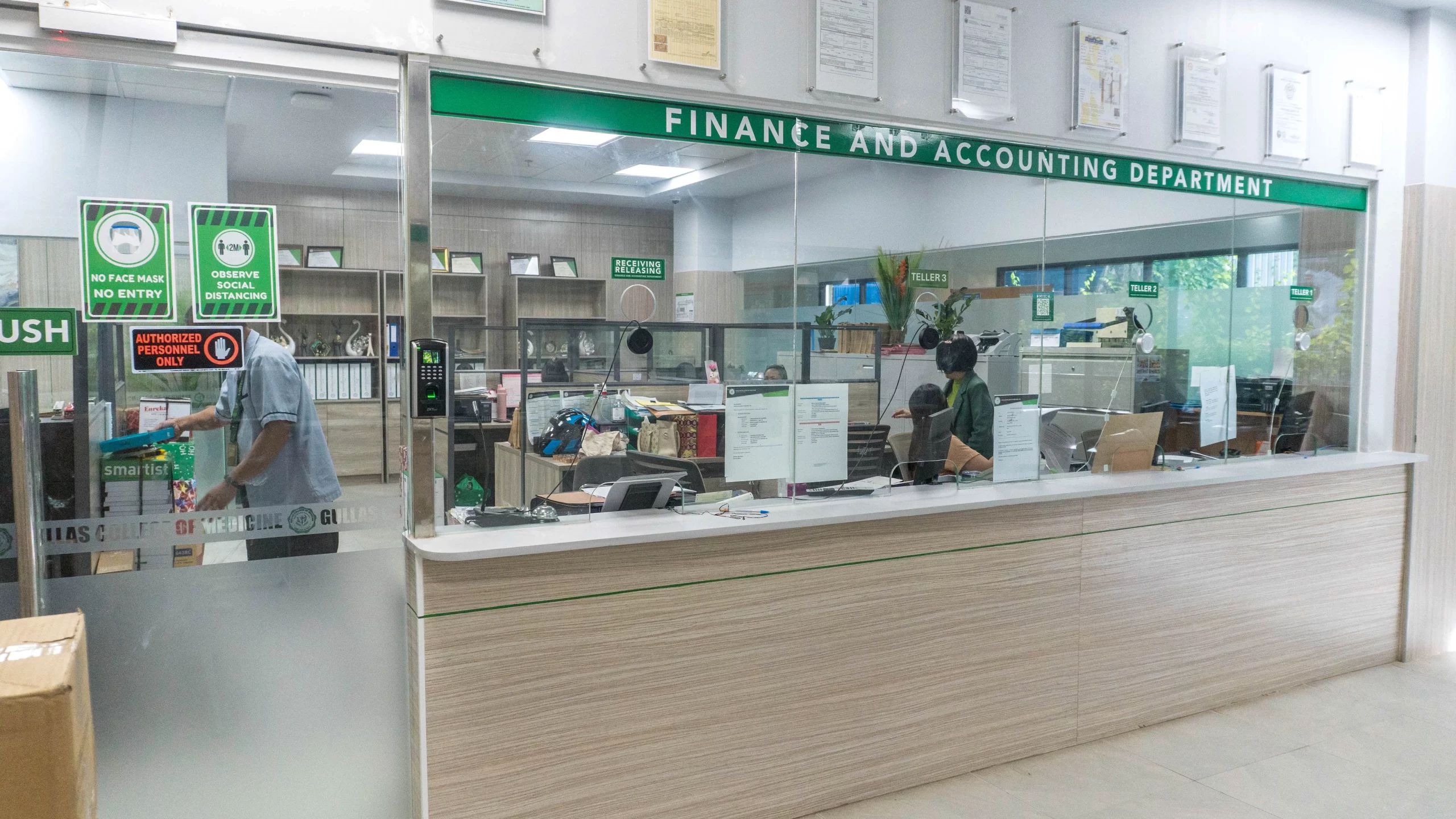 Gullas College of Medicine, Finance and Accounting Department Office